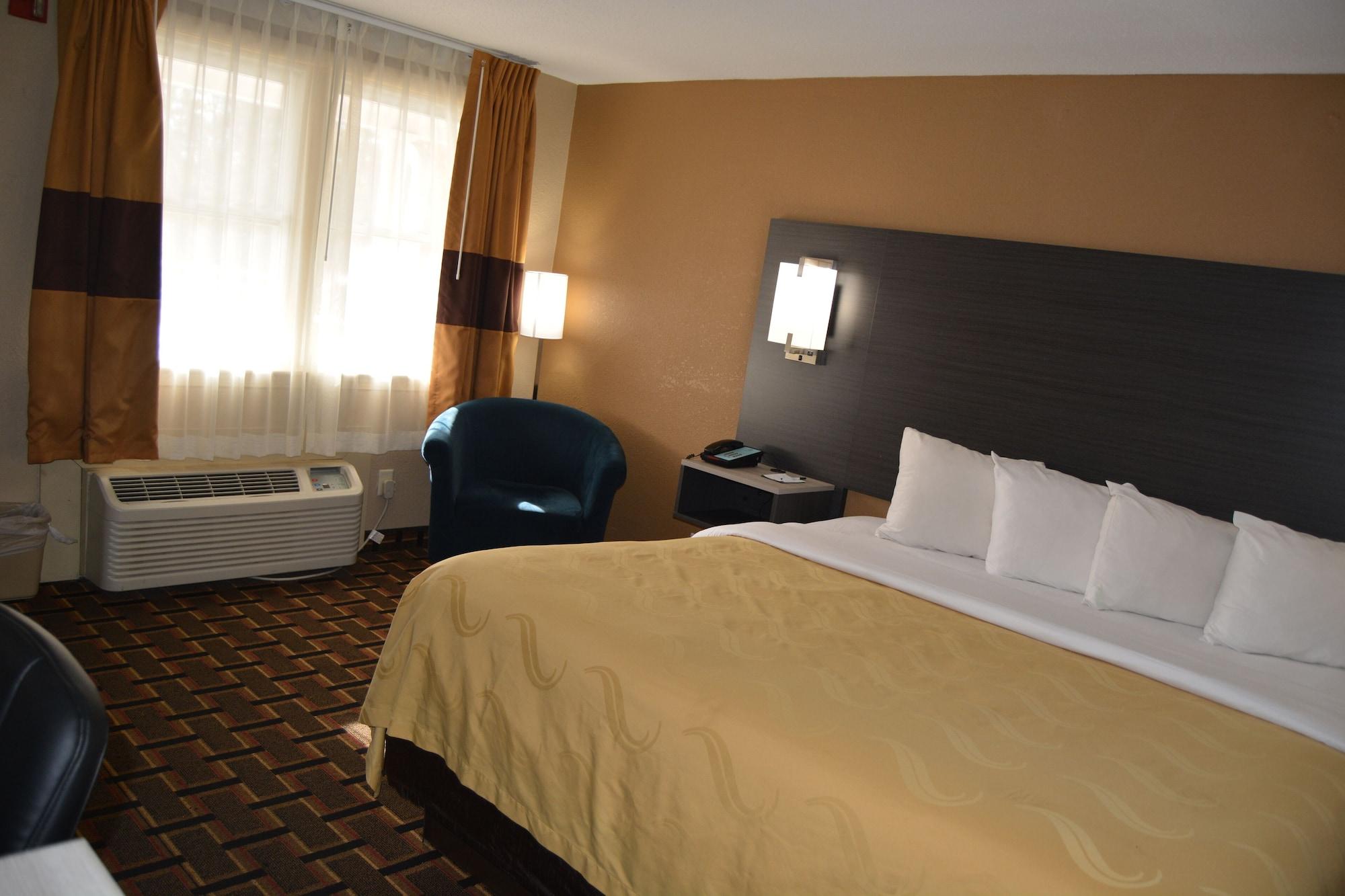 Quality Inn Raynham - Taunton Extérieur photo
