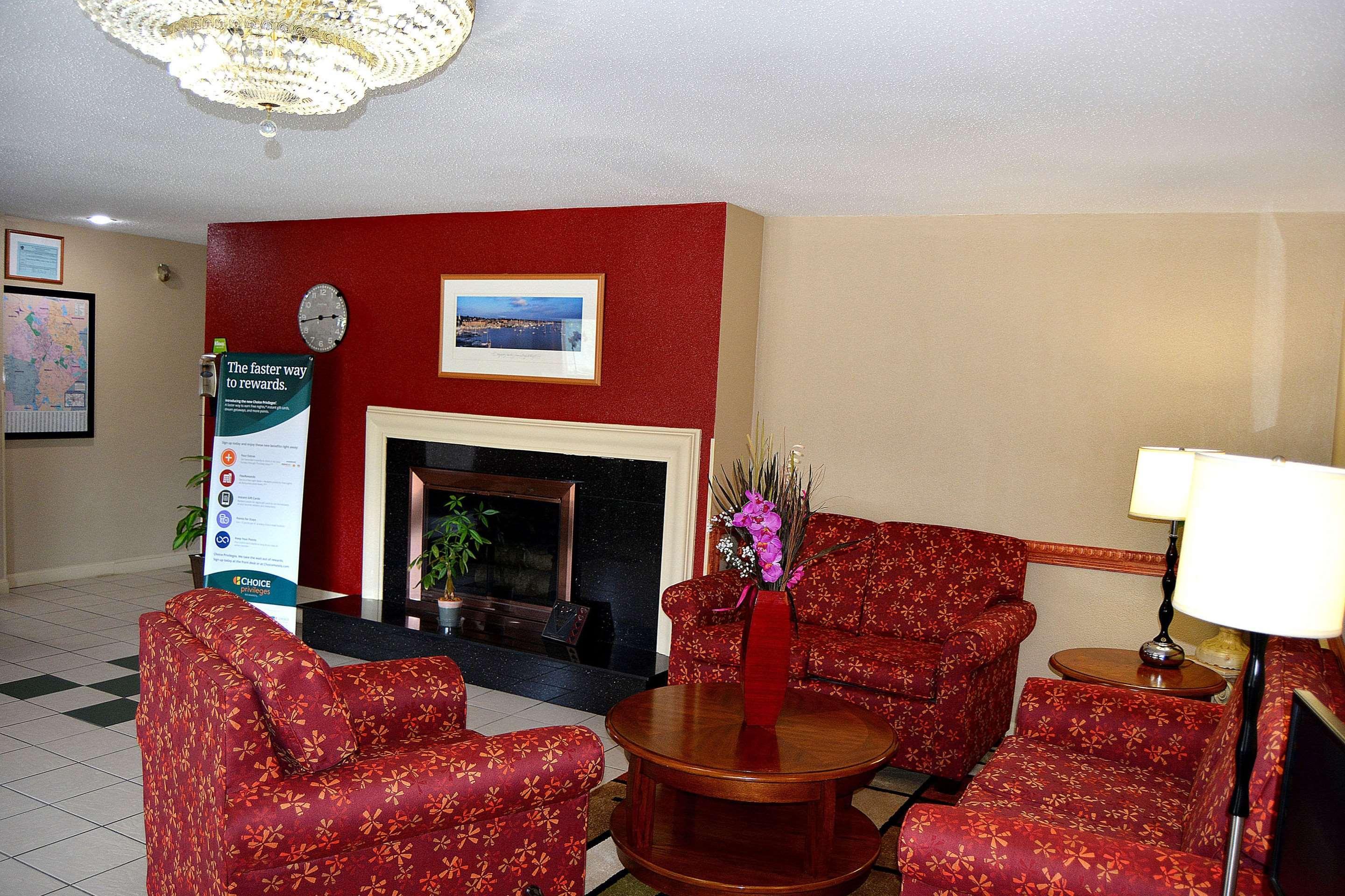 Quality Inn Raynham - Taunton Extérieur photo