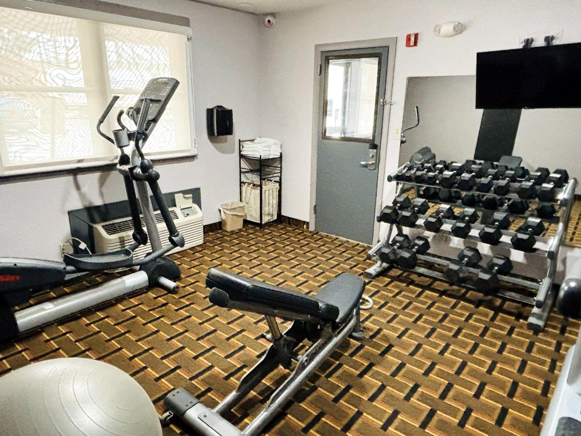 Quality Inn Raynham - Taunton Extérieur photo