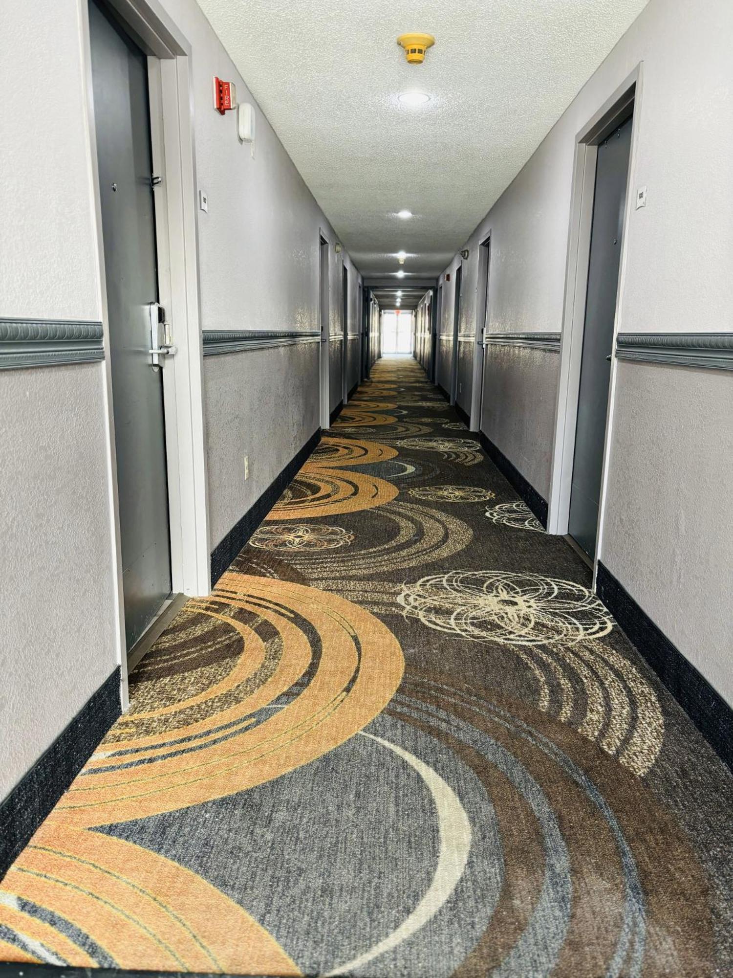 Quality Inn Raynham - Taunton Extérieur photo