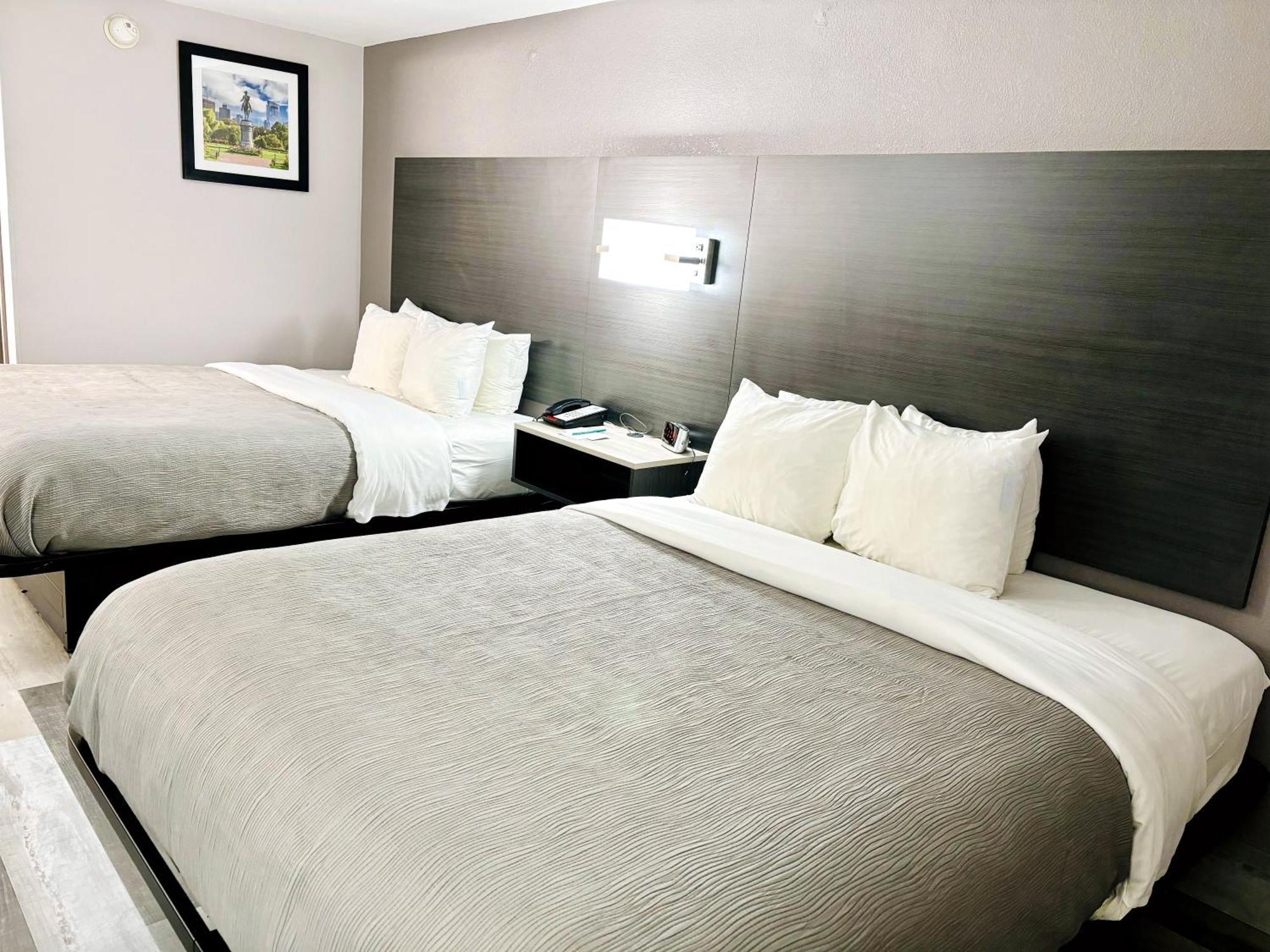 Quality Inn Raynham - Taunton Extérieur photo