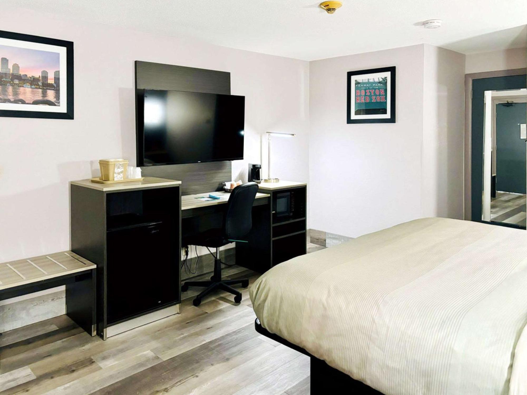 Quality Inn Raynham - Taunton Extérieur photo